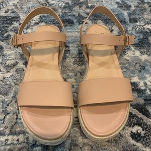 Platform sandals